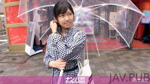[200GANA-2314] Seriously first shot. 1502 I tried to break my umbrella in the rainy Akihabara! Kyoto