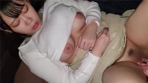 PPV1978860 [Appearance] ? A good friend with fair-skinned big breasts. After consulting with my boyf