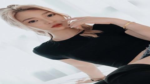 FC2PPV-4734696 First Shoot Sexy J.D. Who Wants To Be A Dancer. Her Body Is Super Sensitive, Causing Her To Cum And Convulse, Squirting Like Crazy. A Massive Bukkake On Her Lewd Face